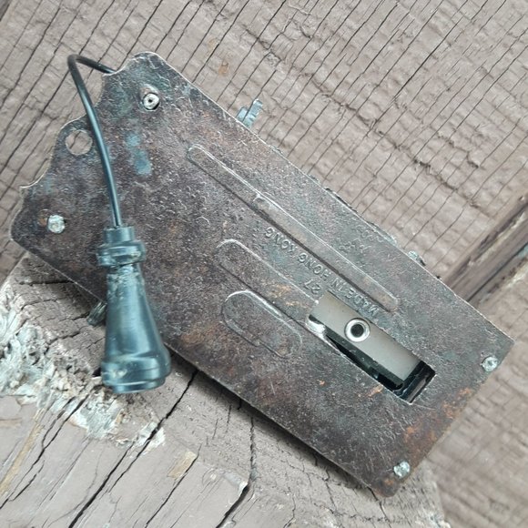 Mini Dollhouse Accessory Cast Iron Pencil Sharpener RARE Vintage Phone Telephone - Picture 3 of 10